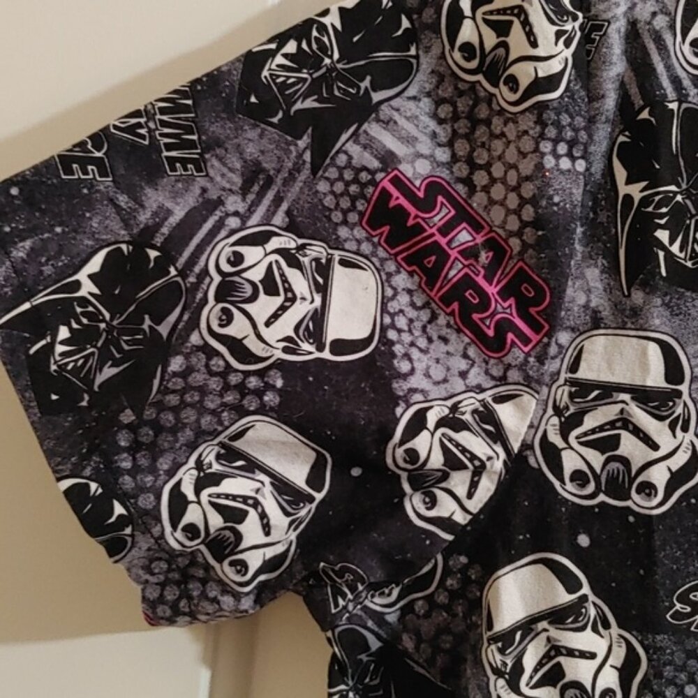 Star Wars hospital nurse scrubs top tunic black, white, pink Small - Picture 4 of 8